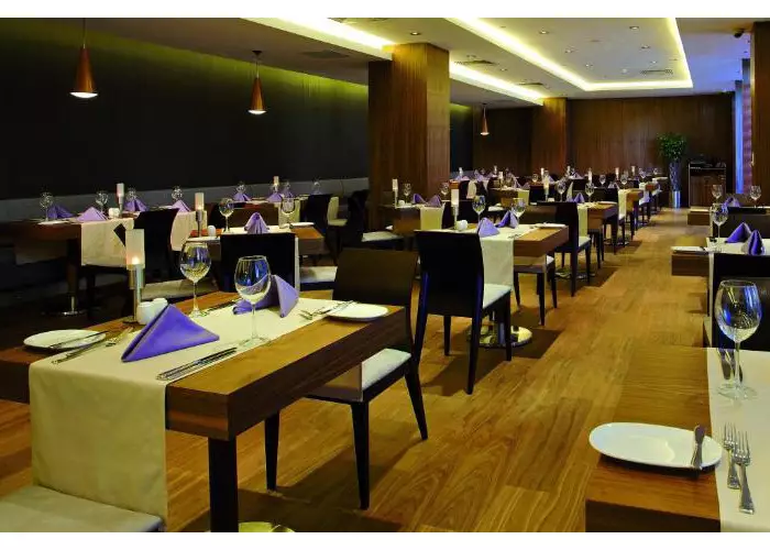 هتل کرون پلازا هاربیه استانبول